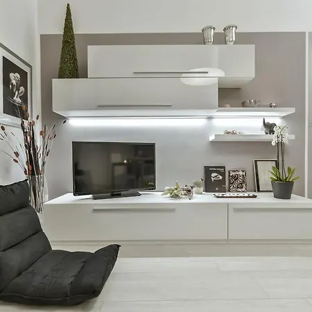 Accademia Appartamento *